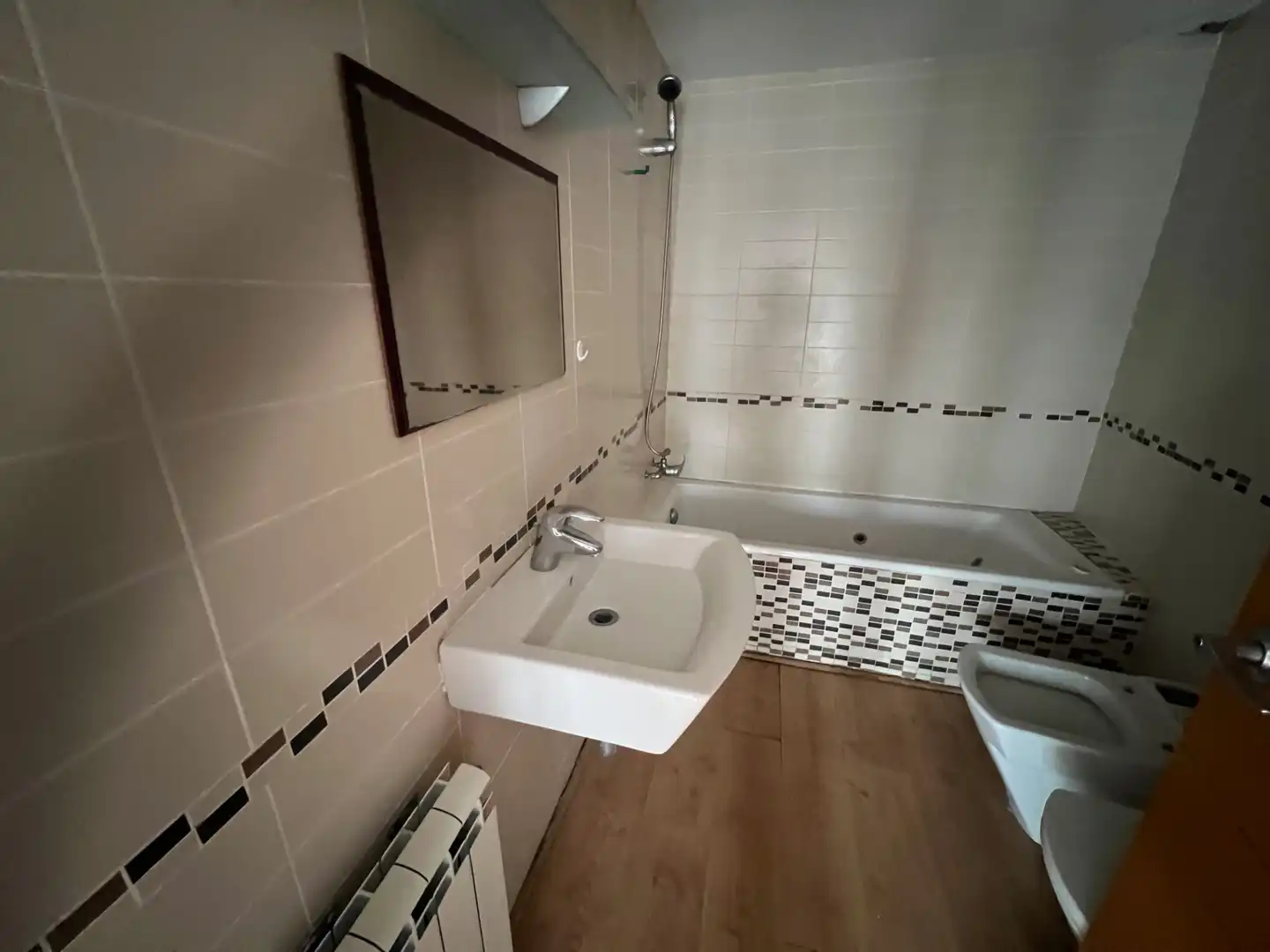 Bathroom of Houses for sale in La Canonja  with Heating, Parquet flooring and Terrace