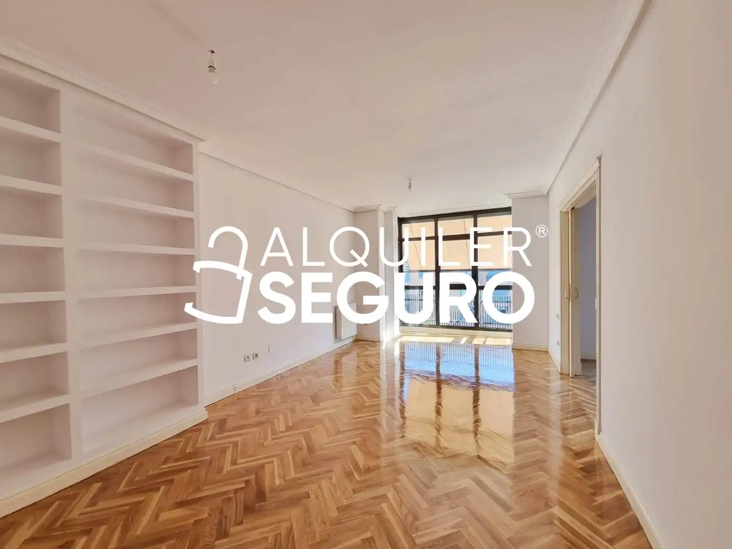 Piso con piscina en alquiler en Talgo, imagen 2