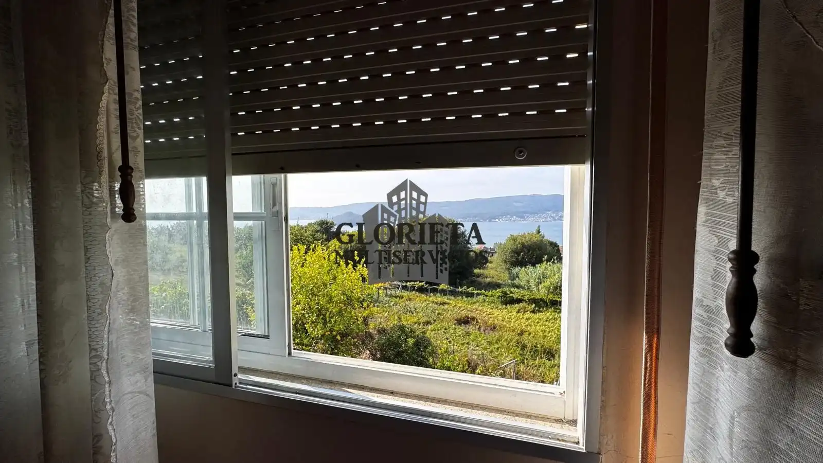 Vista exterior de Casa o xalet en venda en Pontevedra Capital  amb Calefacció i Forn
