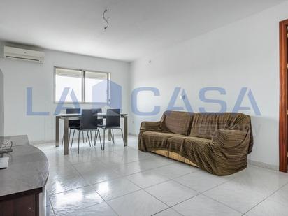 Living room of Flat for sale in Tomares  with Balcony