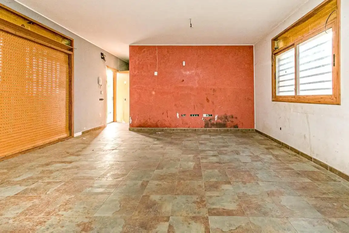 Villa con giardino in vendita a Piera, imagen 2