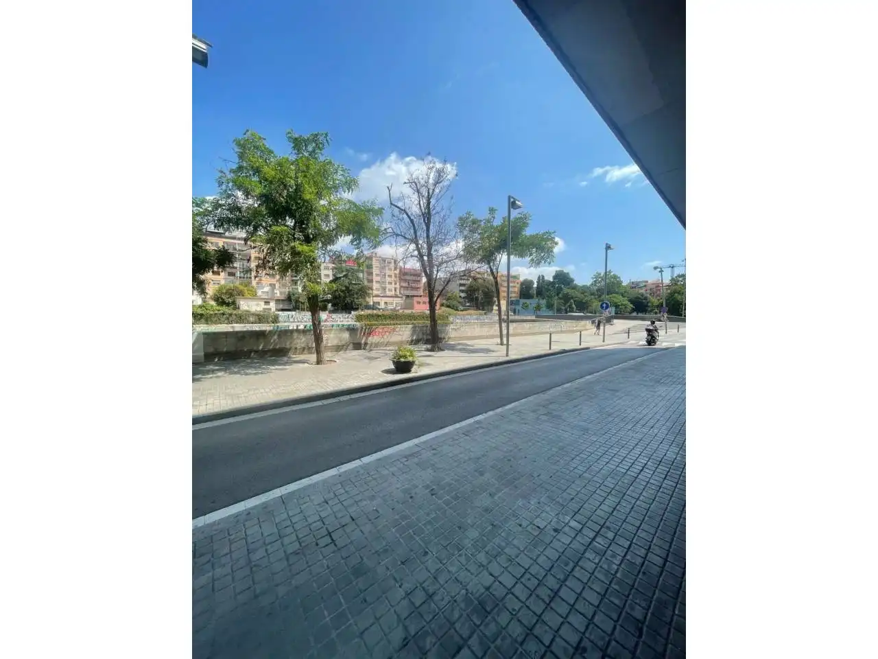 Vista exterior de Garatge de lloguer en Cerdanyola del Vallès