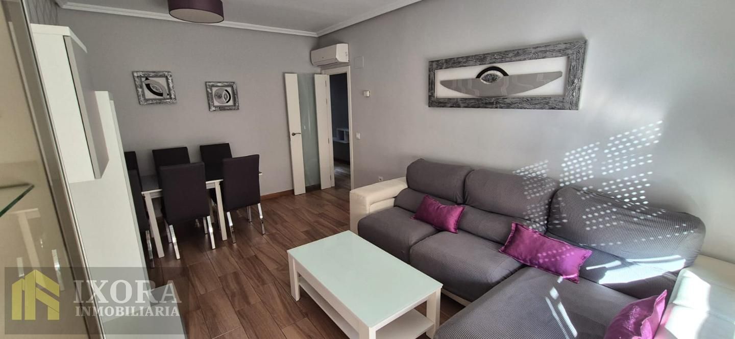 Living room of Flat to rent in Linares  with Air Conditioner and Terrace