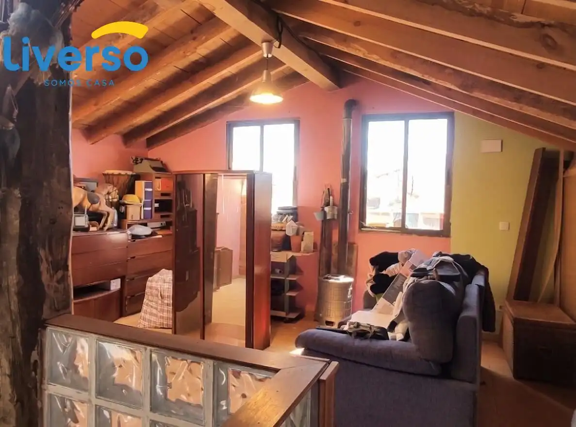 Sala de estar de Casa o chalet en venta en Arlanzón con Trastero y Amueblado