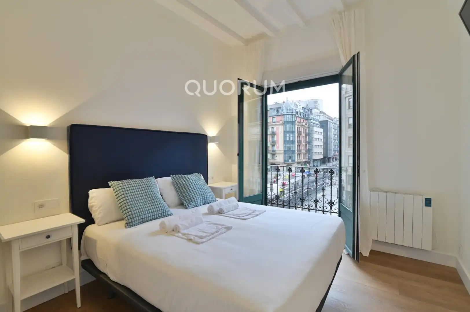 Habitación de Piso de alquiler en Bilbao  con Amueblado y Balcón