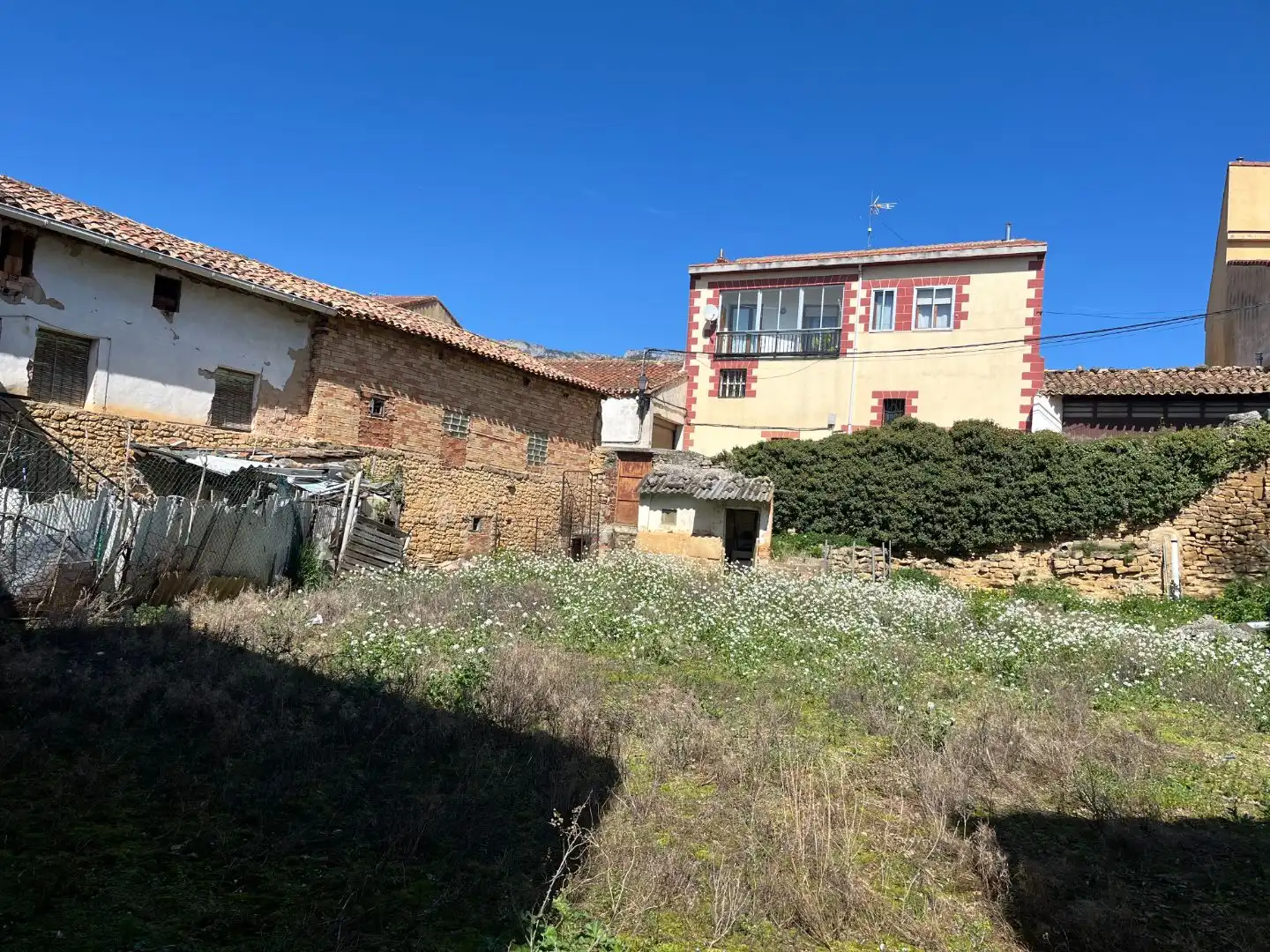 Residencial en venta en Elvillar / Bilar