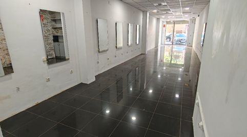 Foto 2 von Geschaftsraum zur Miete in Avinguda de la Albufera, 30, Alfafar, Valencia