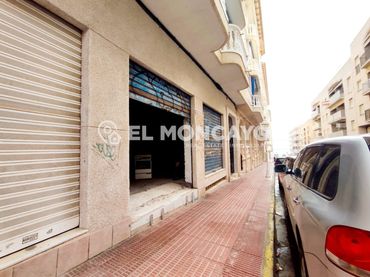 Local comercial en venda a Guardamar Playa