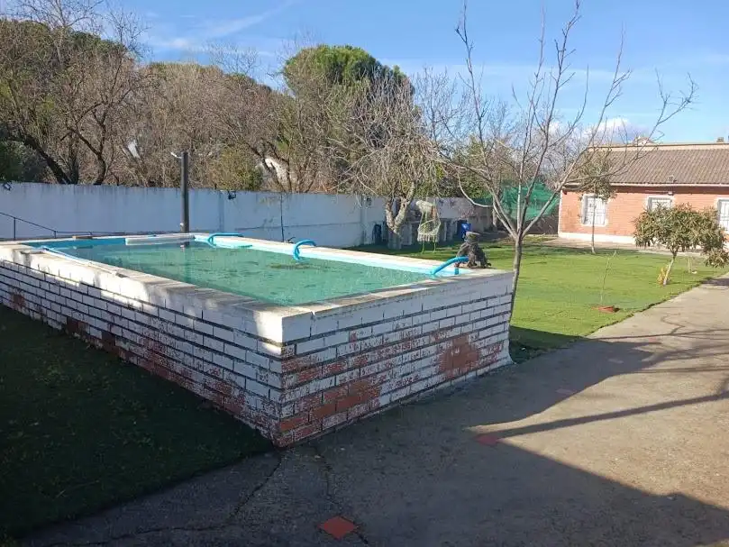 Piscina de Casa o chalet en venta en Escalona con Aire acondicionado, Jardín privado y Piscina