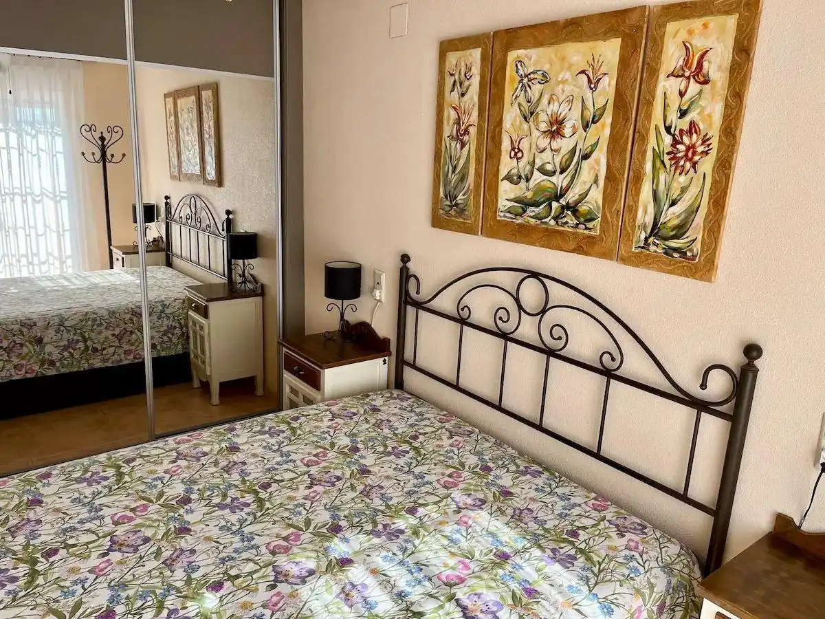 Dormitori de Casa o xalet de lloguer en Santa Pola amb Terrassa, Moblat i Balcó