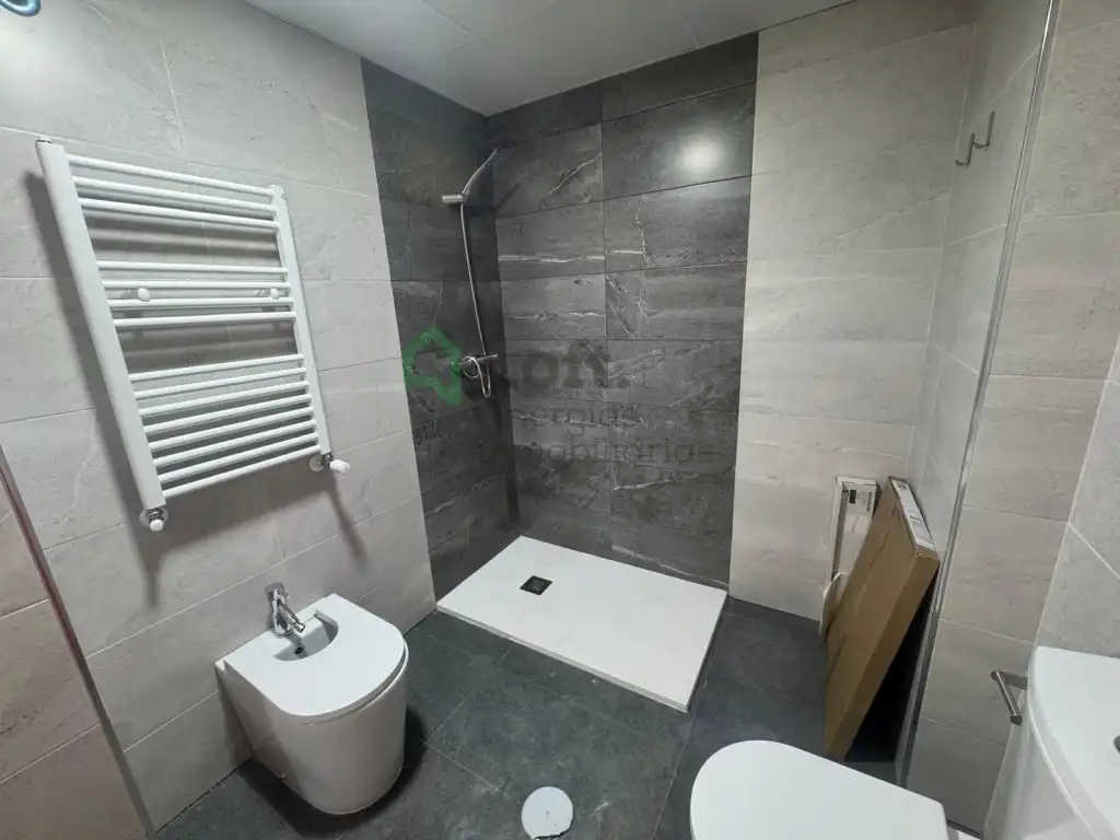Apartament de lloguer a Maria Auxiliadora - Barriada de Llera