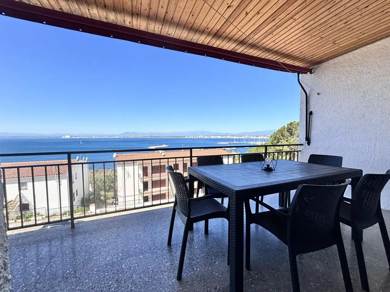 Terrace of Flat for sale in Roses  with Terrace and Furnished