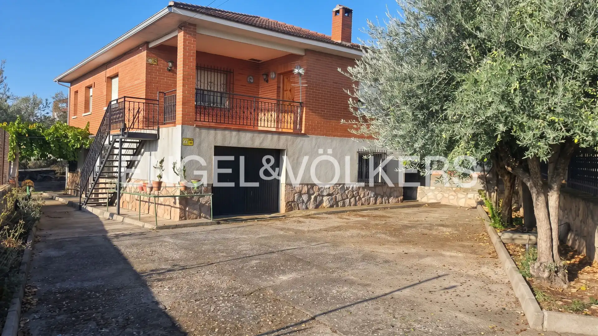 House with terrace for sale in Chapinería, imagen 2