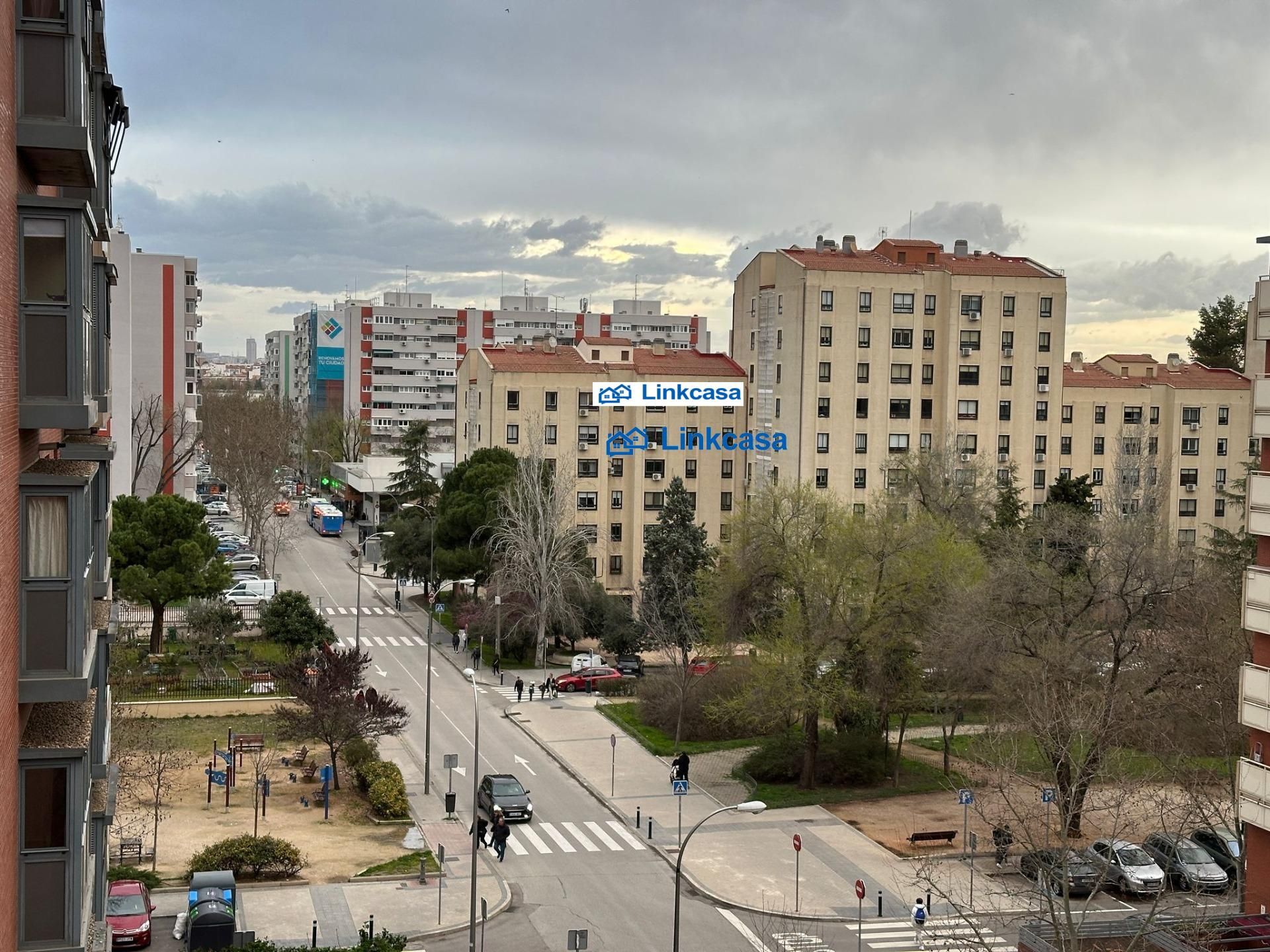 Flat for sale in Calle GUETARIA, Orcasitas