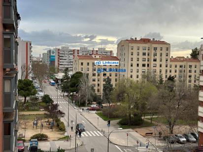 Exterior view of Flat for sale in  Madrid Capital  with Air Conditioner, Heating and Private garden