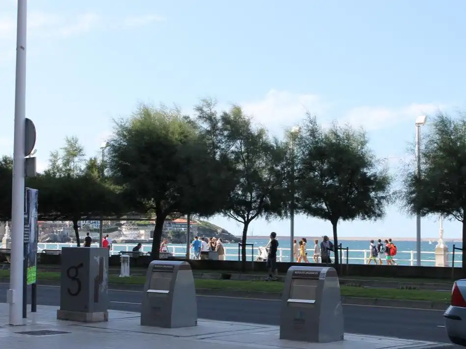 Apartments for rent in Calle Emilio Tuya, 1, La Arena