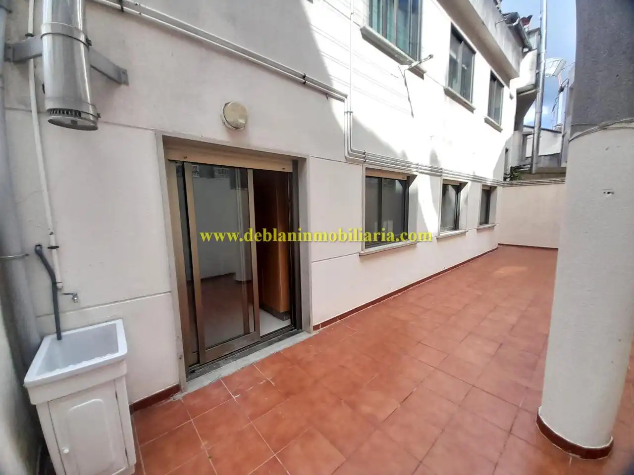 Exterior view of Flat for sale in Tui  with Heating and Terrace