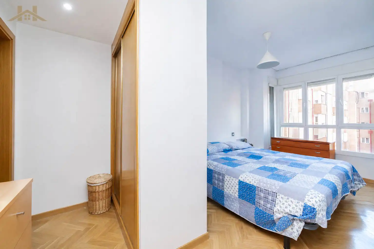 Schlafzimmer von Wohnung zum Verkauf in Alcorcón mit Abstellraum, Ofen und Balkon