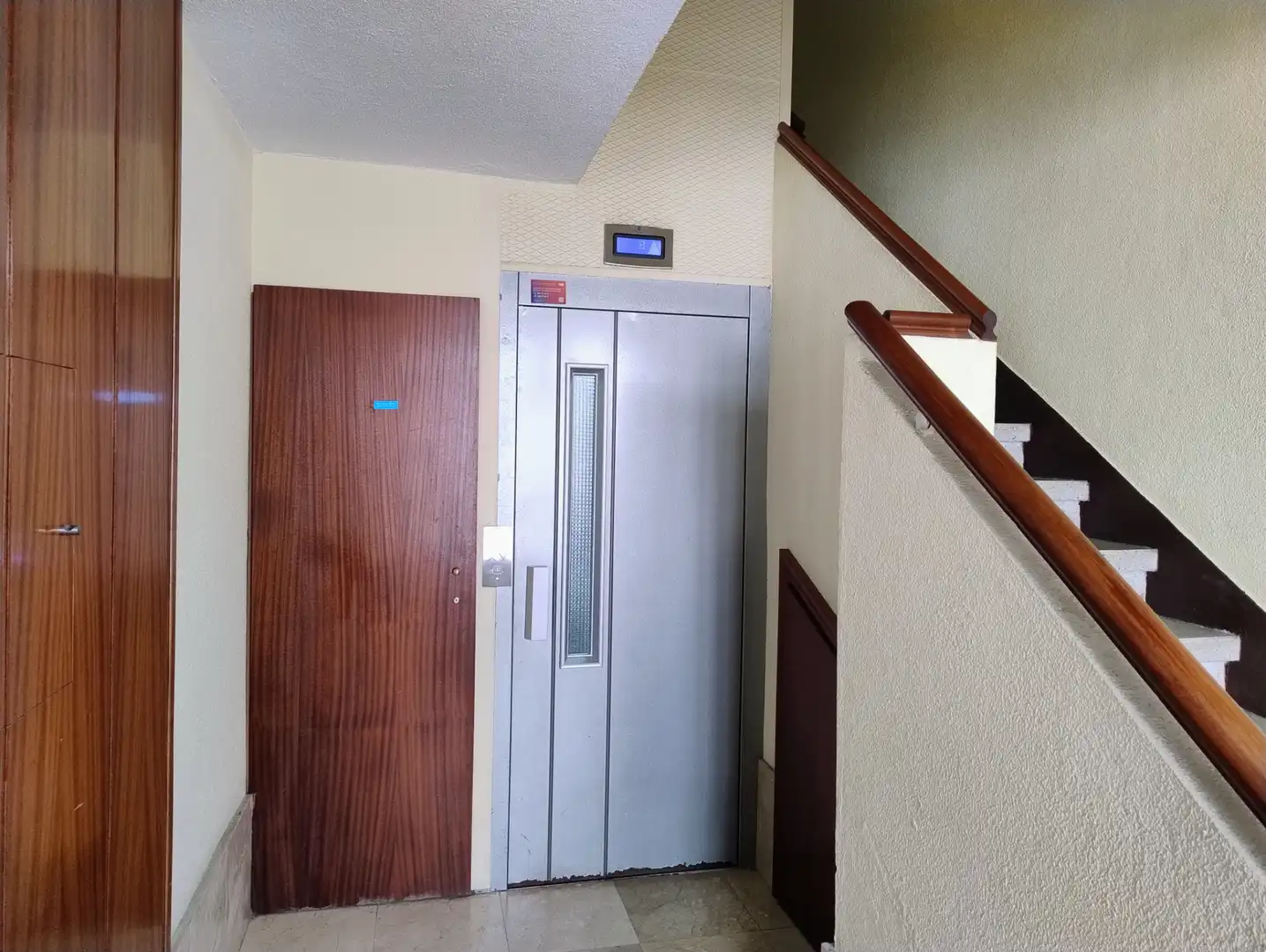 Piso en venta en Lugo con Terraza, Trastero y Amueblado