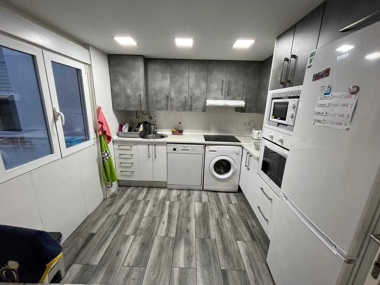 Cuina de Pis en venda en  Zaragoza Capital amb Terrassa i Moblat