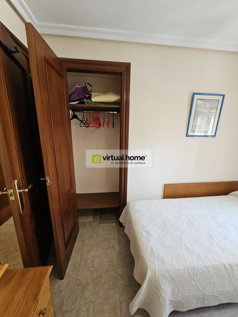 Bedroom of Flat for sale in Benidorm  with Air Conditioner, Terrace and Furnished