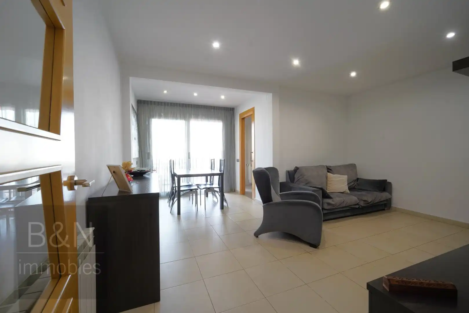 Piso en venta en Terrassa con Calefacción, Terraza y Balcón