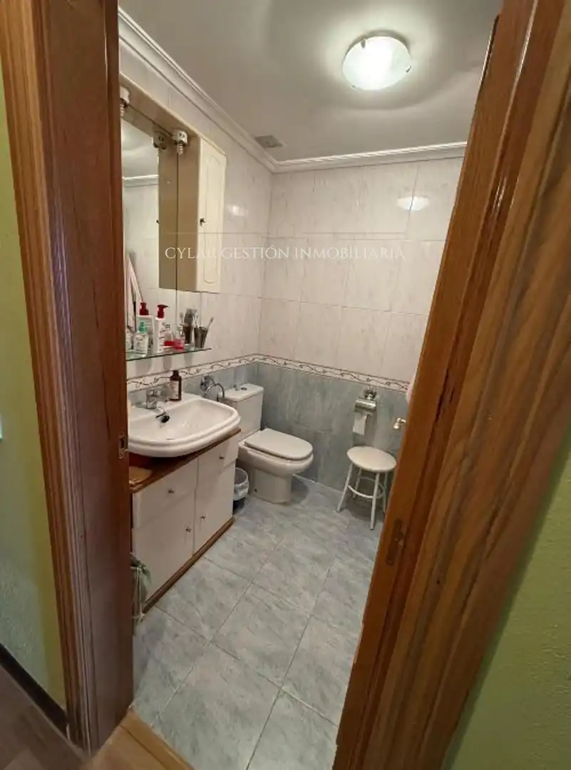 Piso en venta en Salamanca con Calefacción, Terraza y Amueblado