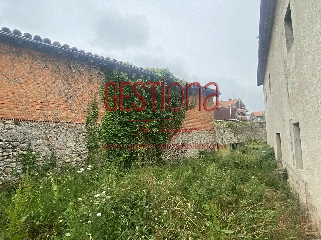 Casa adosada en venta en Noja con Jardín privado