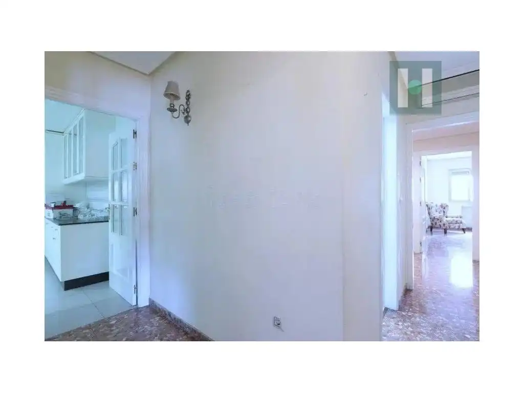 Piso en venta en Plaza Castellini, Casco Antiguo
