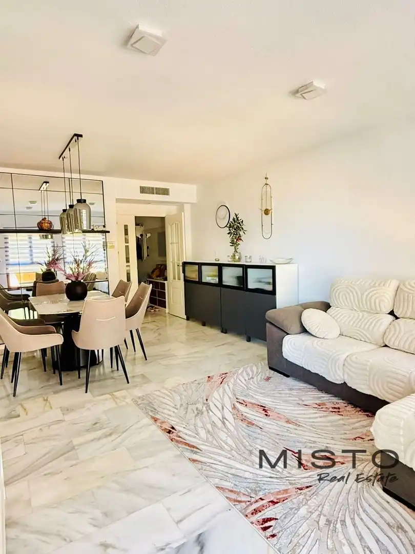 Living room of Flat for sale in Chullera