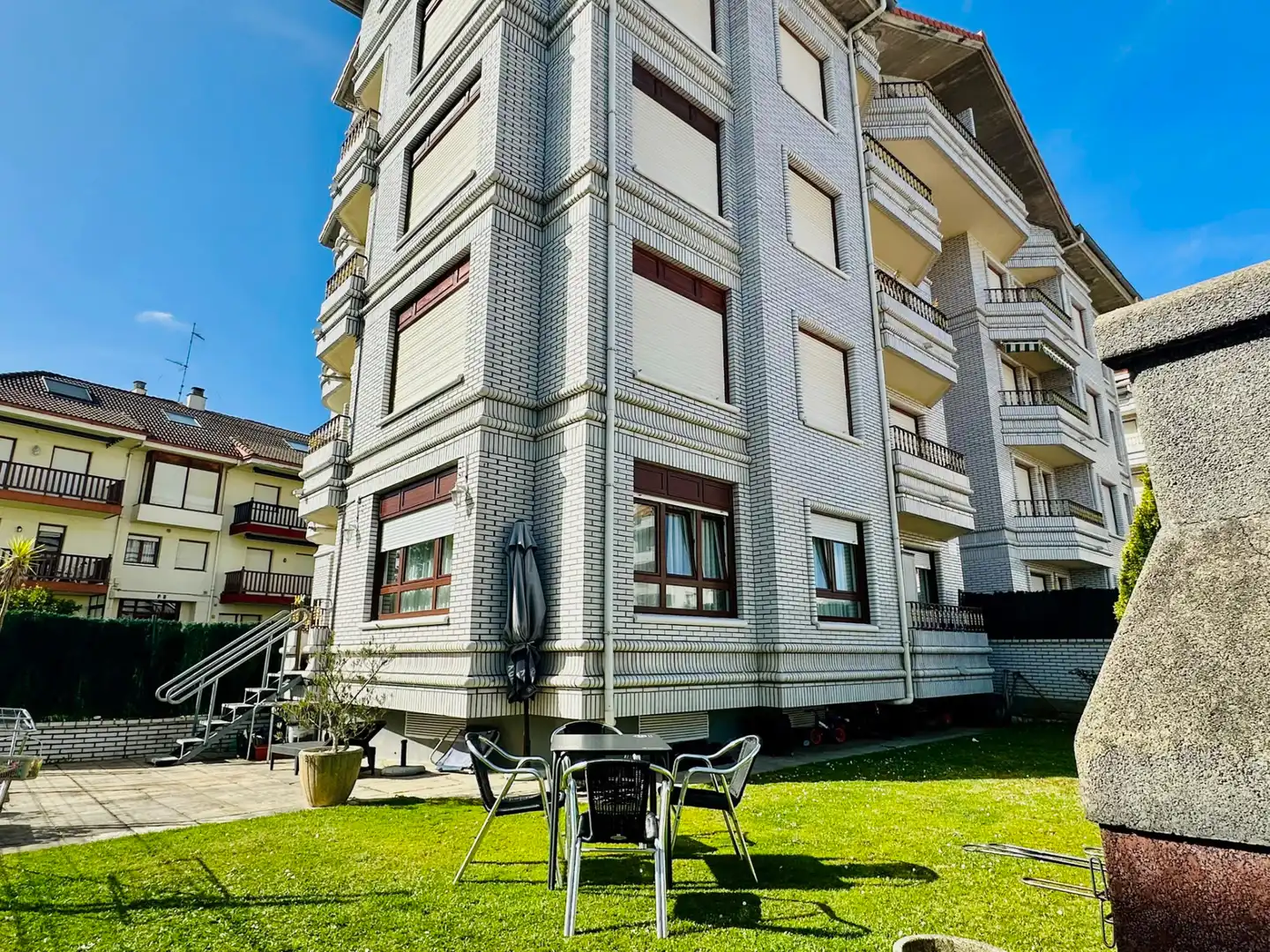 Exterior view of Flat for sale in Noja  with Heating, Private garden and Terrace