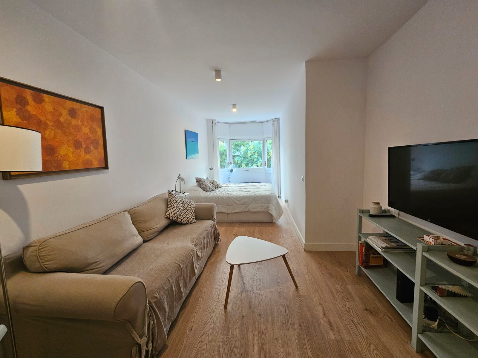 Bedroom of Flat to rent in  Madrid Capital  with Air Conditioner, Heating and Private garden
