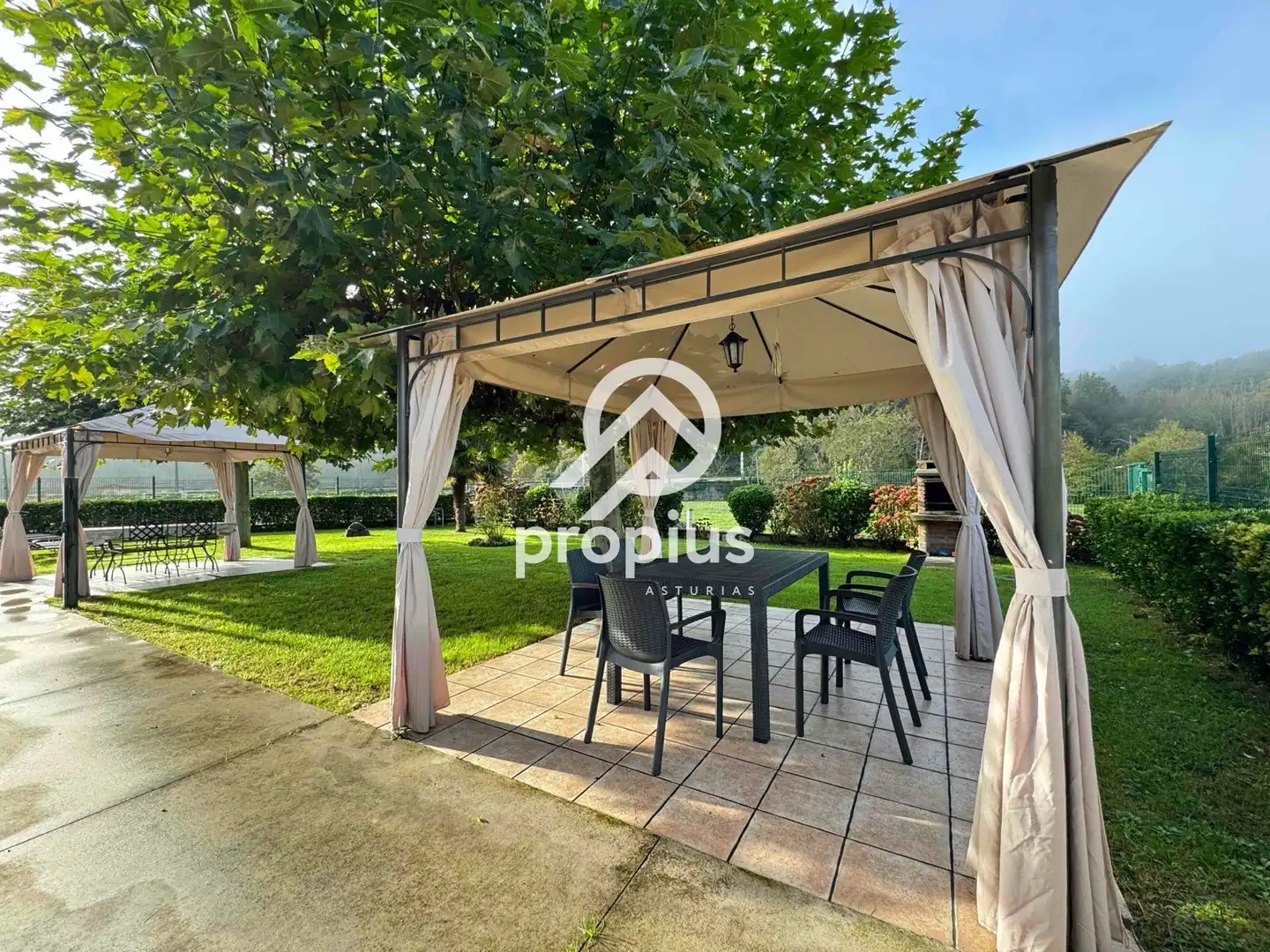 Terraza de Casa o chalet en venta en Parres con Calefacción, Jardín privado y Parquet