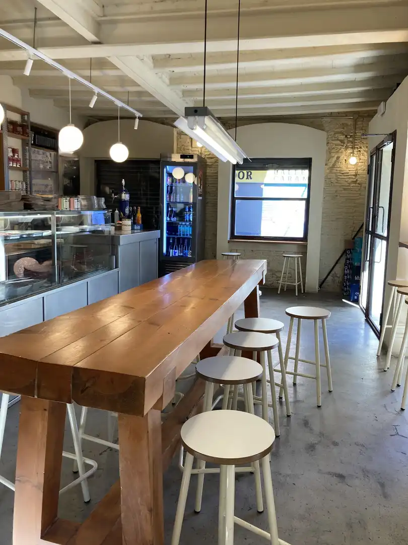 Local comercial en traspàs a Ciutat Vella, imagen 4