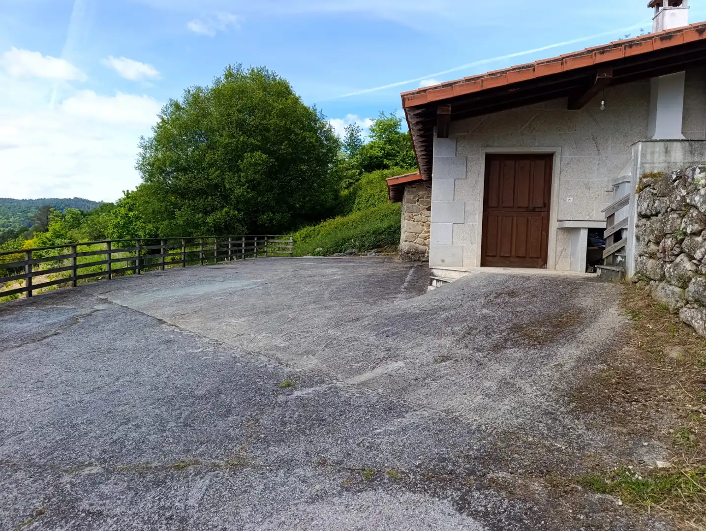 Parking of Country homes for sale in Chantada  with Private garden, Storage room and Furnished