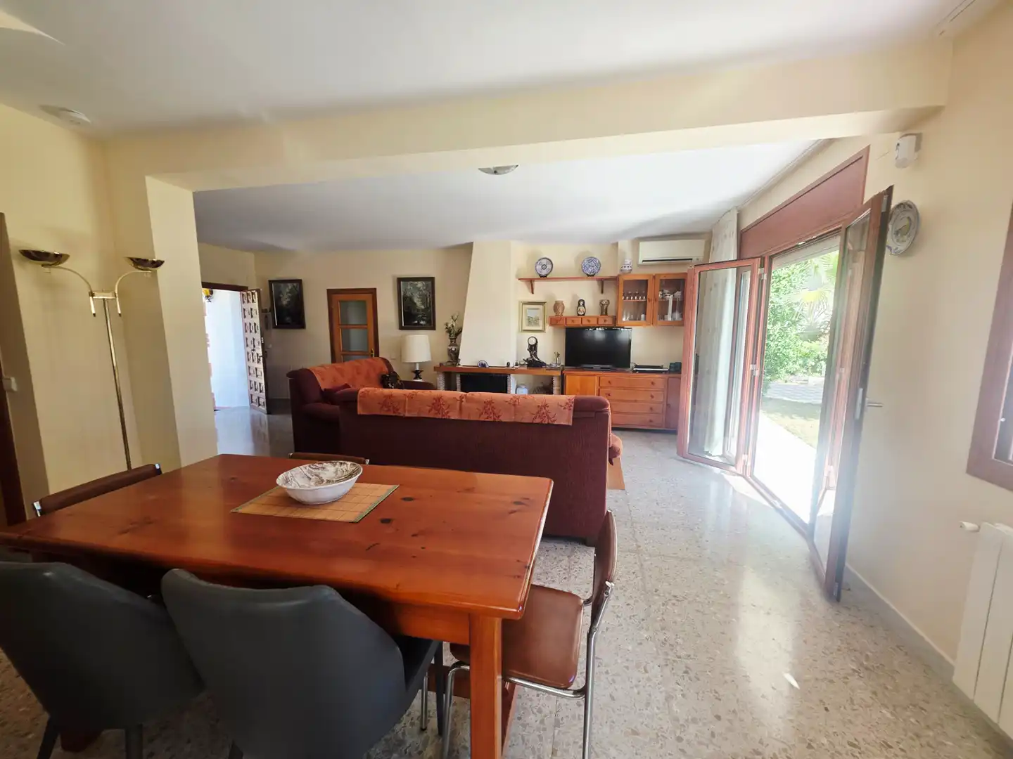 Living room of Houses for sale in Calafell  with Air Conditioner, Heating and Private garden