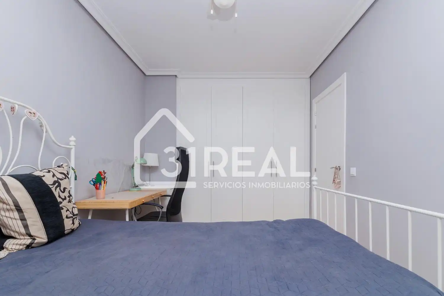 Bedroom of Houses for sale in Madrid  with Air Conditioner, Heating and Private garden