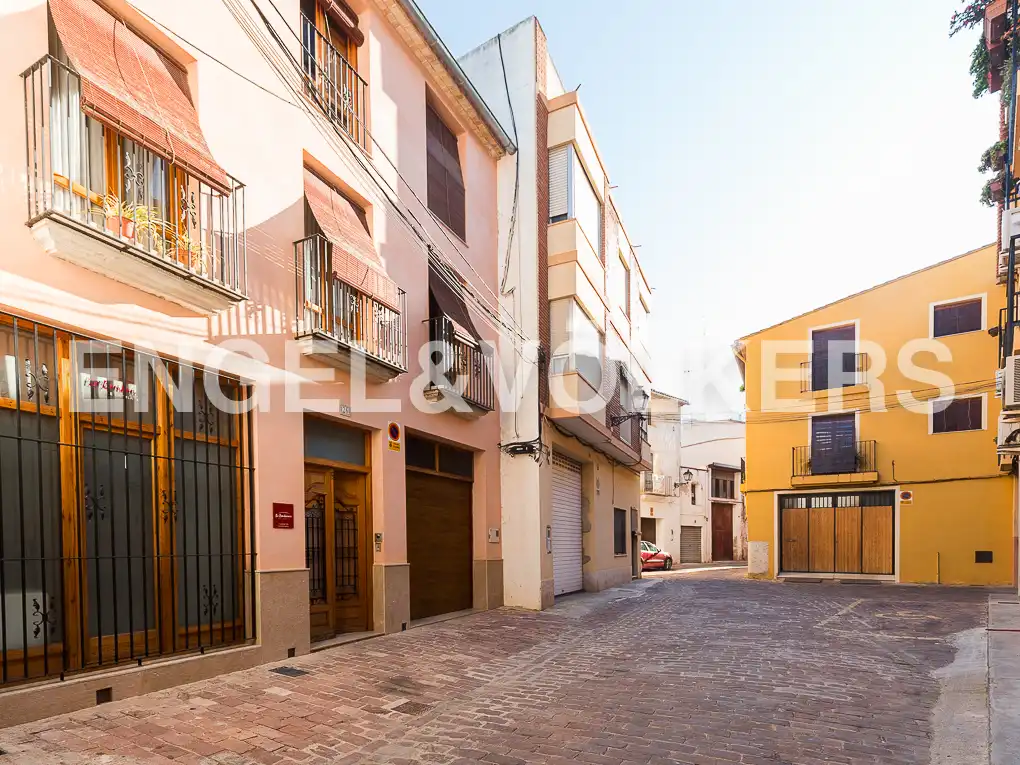 Exterior view of Houses for sale in Alzira  with Air Conditioner, Heating and Terrace