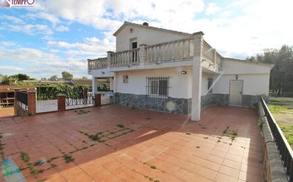 Vista exterior de Casa o xalet en venda en El Montmell amb Calefacció, Jardí privat i Terrassa