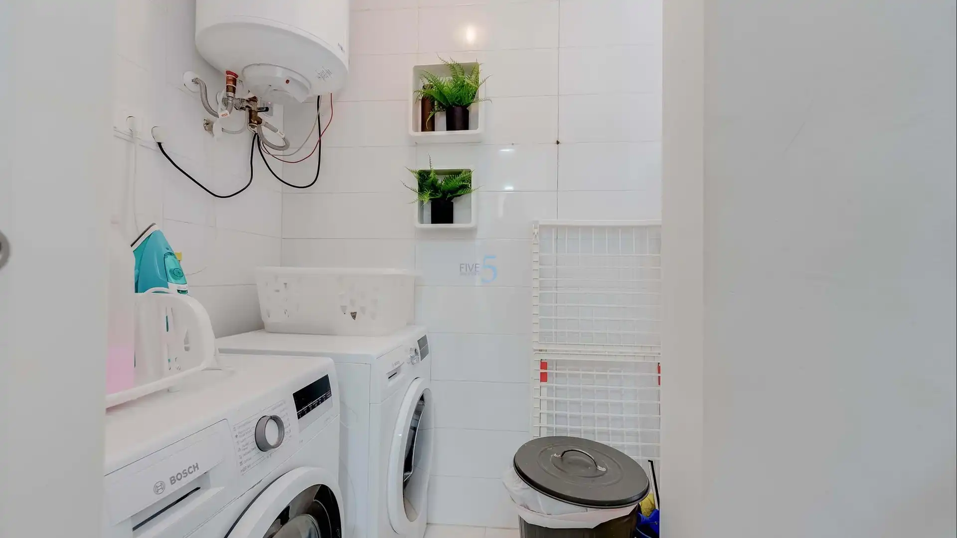 Bathroom of Flat for sale in Orihuela  with Air Conditioner, Terrace and Storage room