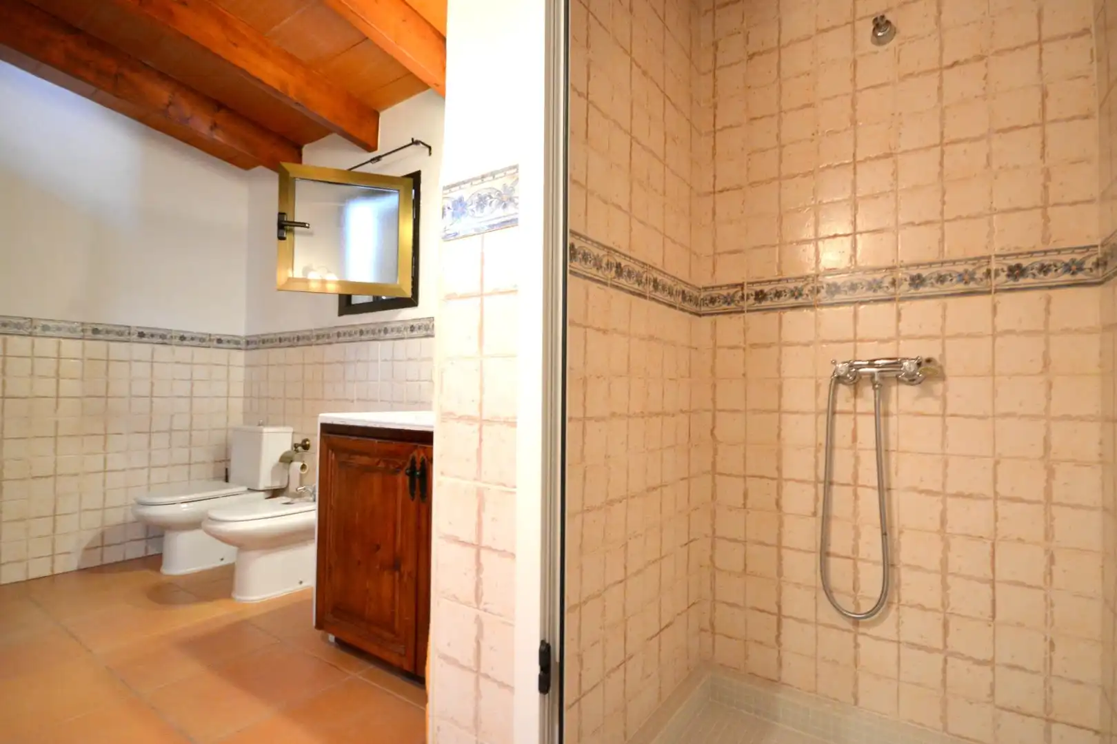 Bany de Casa o xalet en venda en Marratxí amb Aire condicionat, Calefacció i Jardí privat