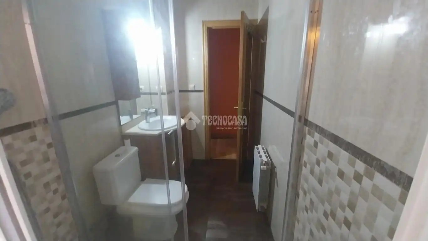 Bathroom of Flat for sale in Móstoles  with Heating