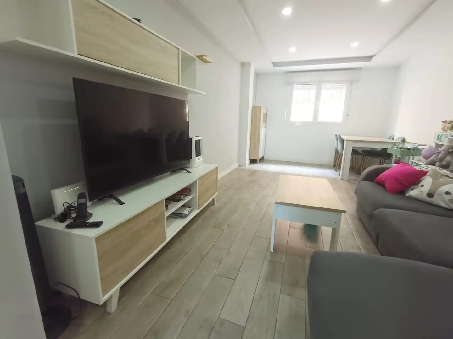 Living room of Flat for sale in Córdoba  with Air Conditioner, Storage room and Furnished