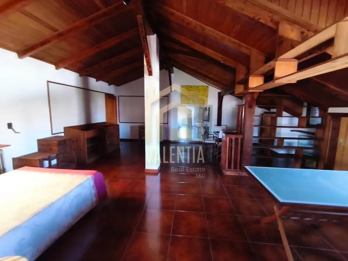 Dormitori de Casa o xalet en venda en Alginet amb Moblat i Alarma