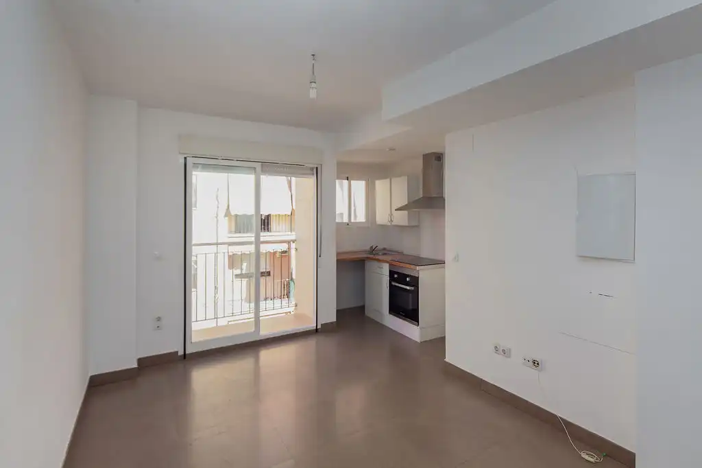 Piso en venta en Carrer del Poeta Llorente, Centro Ciudad