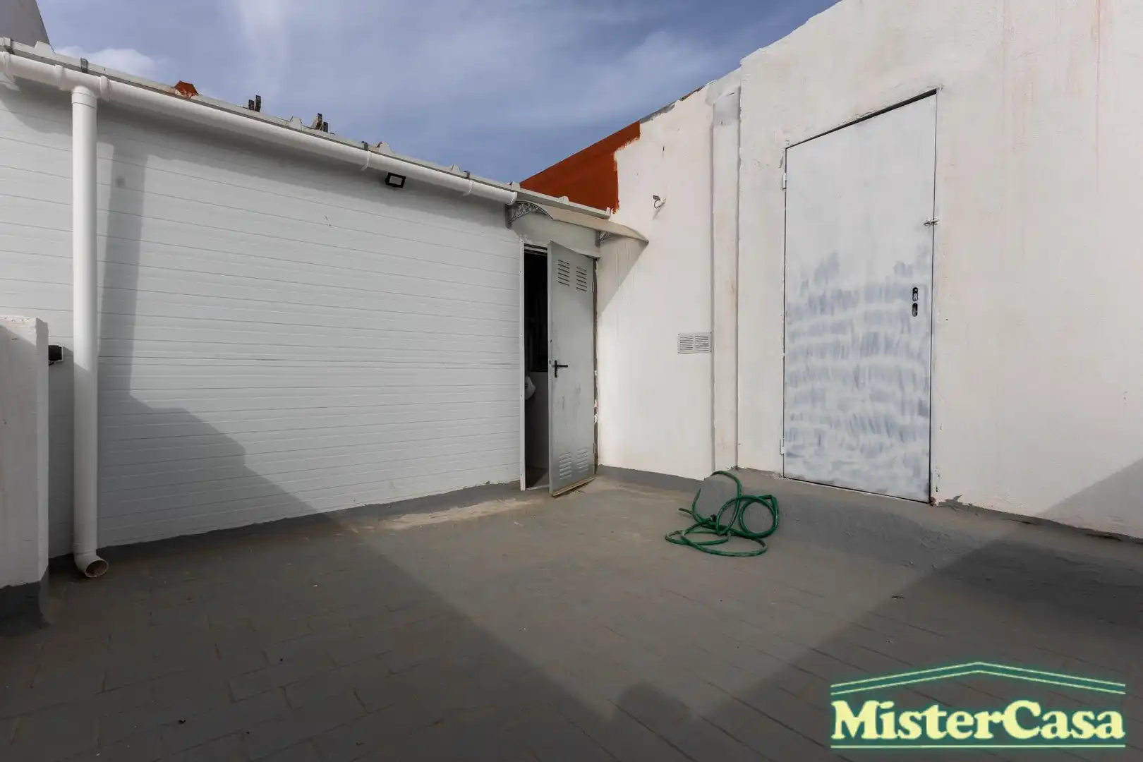Exterior view of Houses for sale in Jerez de la Frontera