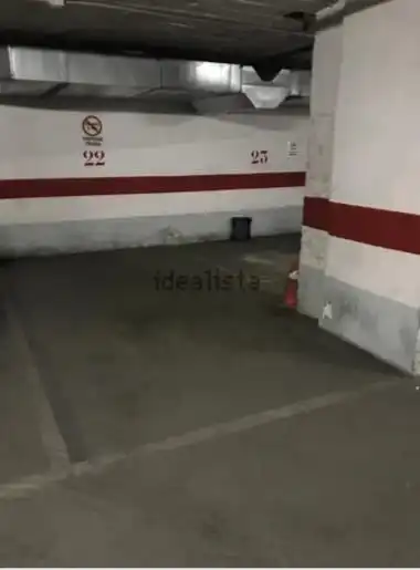 Aparcament en venda a Calle Maestra Miret 10