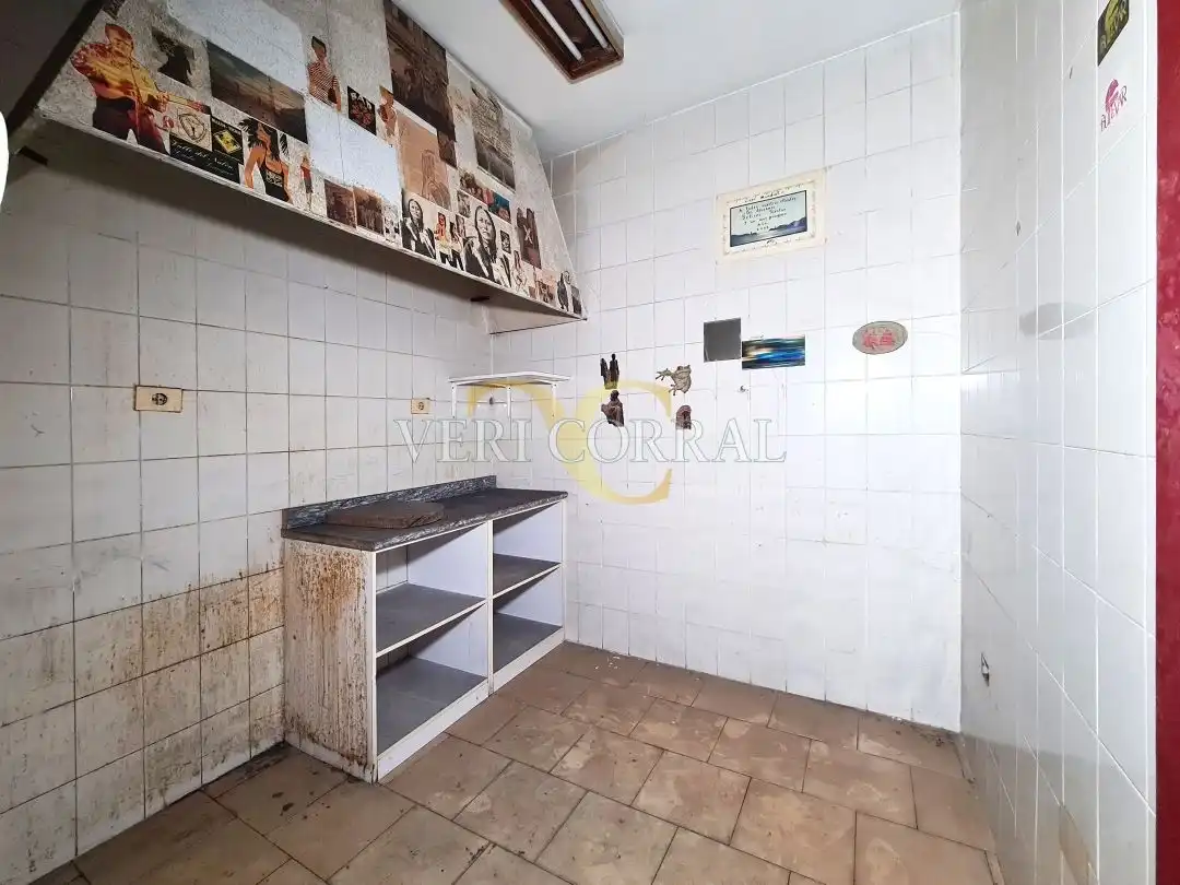 Business premises for sale in Avenida de la Constitución, imagen 37