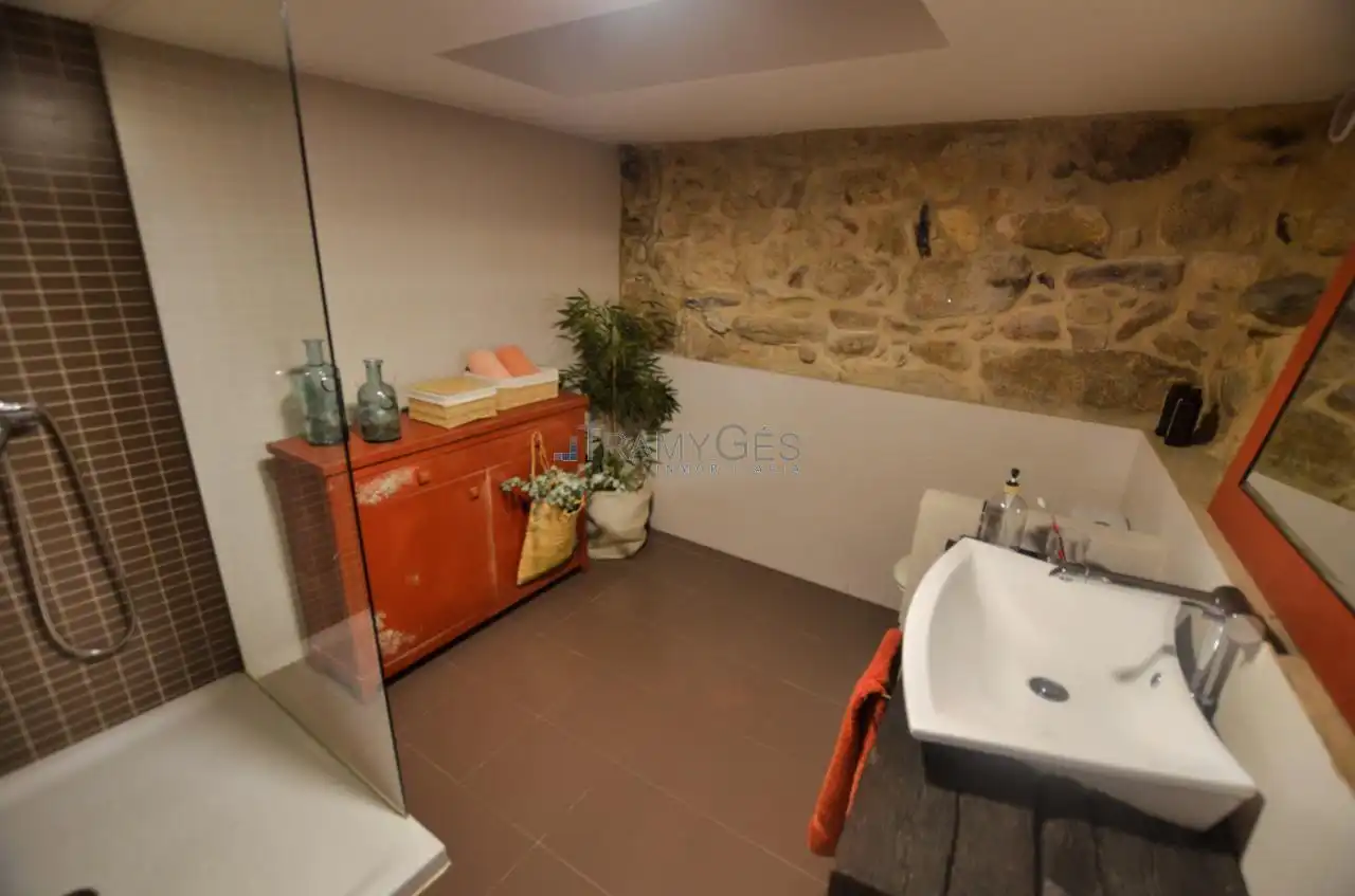 Casa o xalet en venda en O Rosal   amb Calefacció, Jardí privat i Terrassa