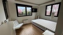 Bedroom of Flat to rent in Las Rozas de Madrid  with Air Conditioner, Heating and Private garden